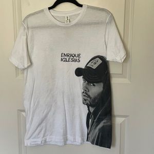 Enrique Iglesias Band Tee Medium